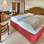 Berner Otel 4*